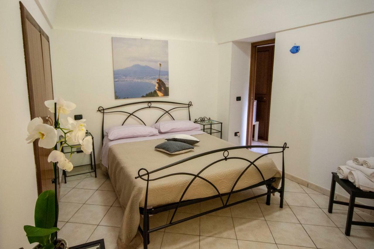 Quintessenza - Sorrento Coast Rentroom Vico Equense Exterior photo